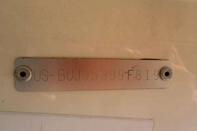 Slide: The Image of 2019 Mako Pro Skiff 15 CC hull identification number plate. - 46