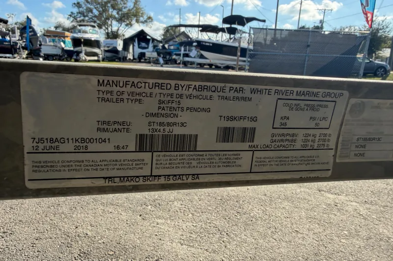 Slide: The Image of Label on a 2019 Mako Pro Skiff 15 CC, showing model and serial numbers. - 47