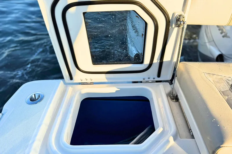 Slide: The Image of 2023 Solace 32 CS boat deck with sleek design and modern features. - 20