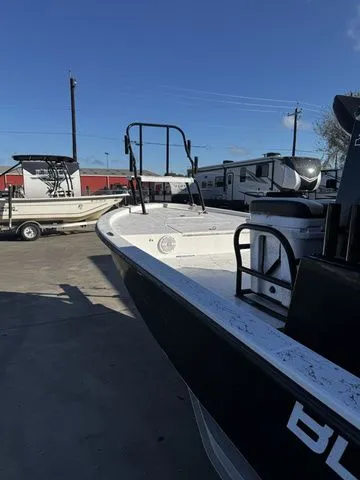 Slide: The Image of Shallow Stalker 24 SPORT 2012 - 9