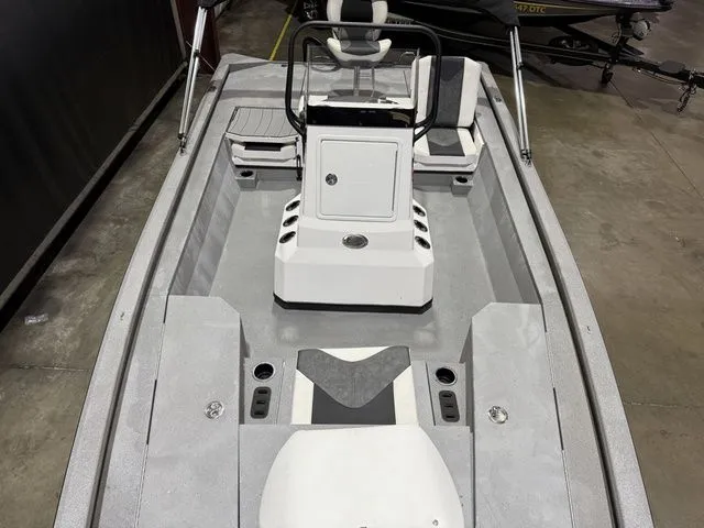 Slide: The Image of Vexus AVX2180cc W/Suzuki 200 2023 - 10