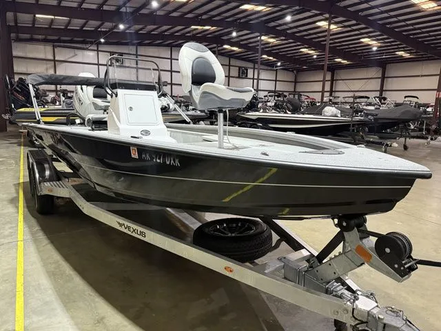 Slide: The Image of Vexus AVX2180cc W/Suzuki 200 2023 - 3