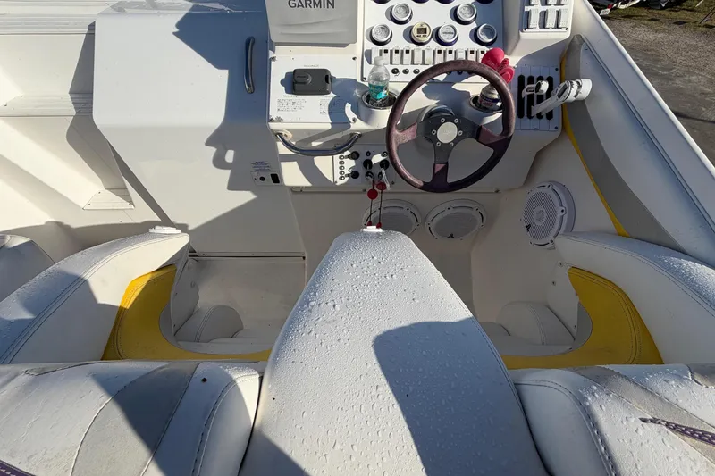 Slide: The Image of Interior of a 1999 Black Thunder XT-430 boat. - 17