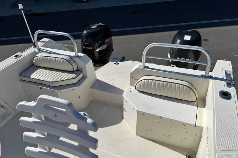 Slide: The Image of Interior view of a 1995 Sea Cat 255 center console boat. - 11