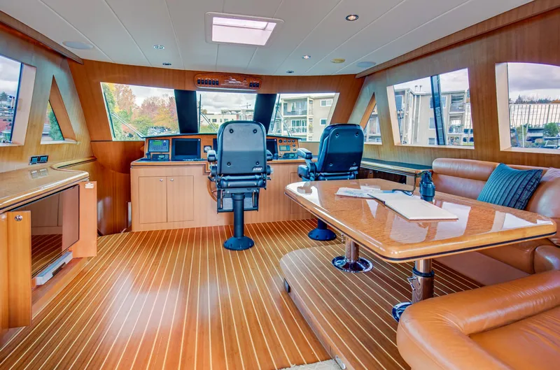 Slide: The Image of Interior of 2006 Horizon 82’ Cockpit Motoryacht. - 15
