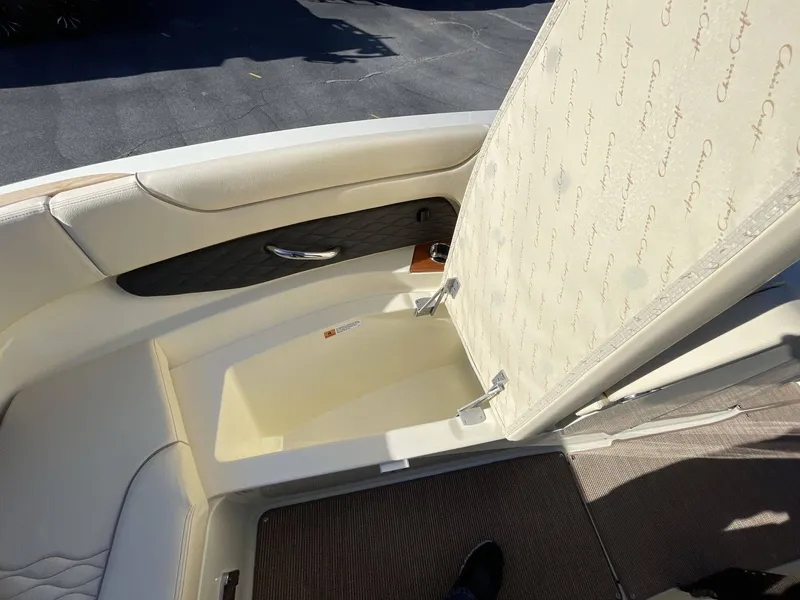 Slide: The Image of Chris-Craft 28 sportster 2025 - 29