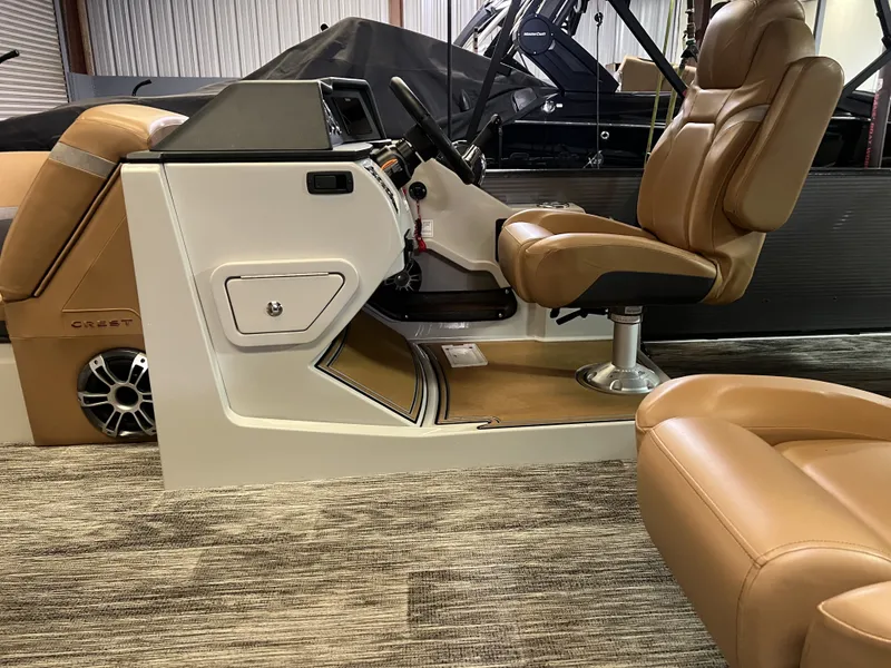 Slide: The Image of Crest Caribbean LX 250 SLS - Includes Trailer 2024 - 3