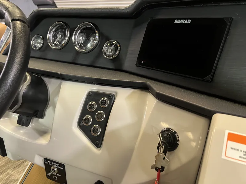 Slide: The Image of Crest Caribbean LX 250 SLS - Includes Trailer 2024 - 6