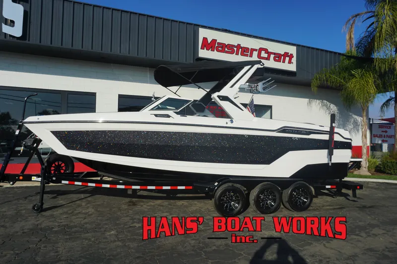 The Image of MasterCraft XStar 25 - Factory Demo 2026 - 1