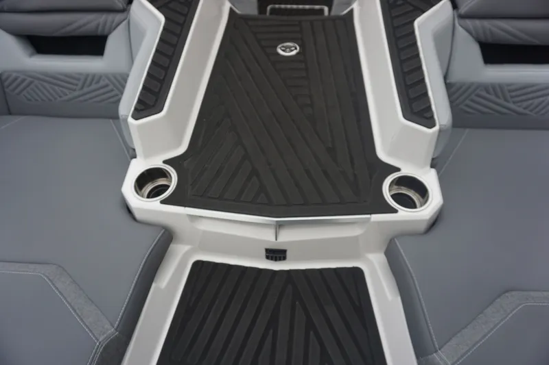 Slide: The Image of MasterCraft XStar 25 - Factory Demo 2026 - 3