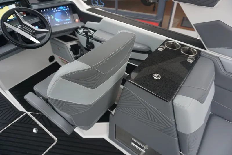 Slide: The Image of MasterCraft XStar 25 - Factory Demo 2026 - 30