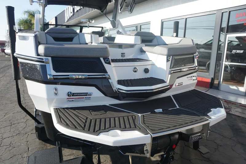 Slide: The Image of MasterCraft XStar 25 - Factory Demo 2026 - 40