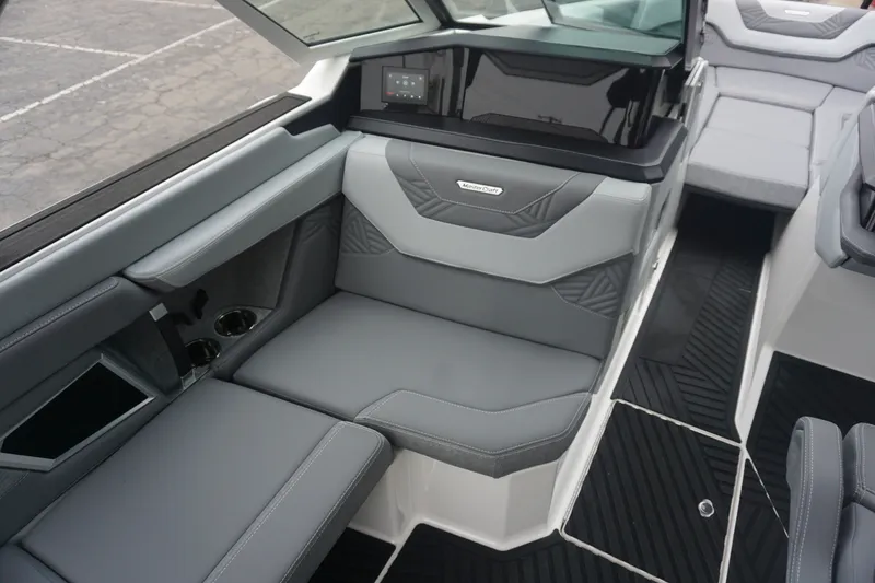 Slide: The Image of MasterCraft XStar 25 - Factory Demo 2026 - 8