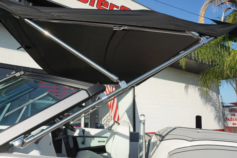Slide: The Image of MasterCraft ProStar 2026 - 15