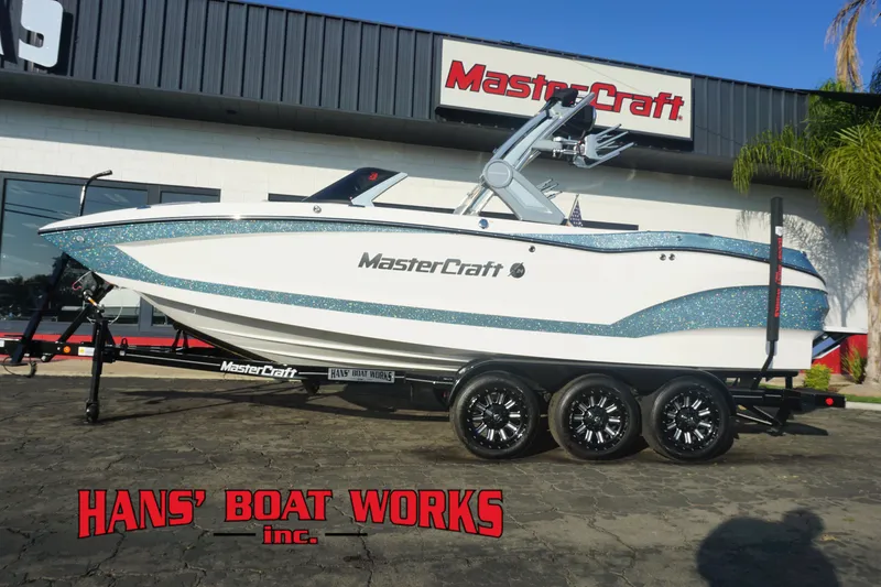 The Image of MasterCraft X24 2022 - 1