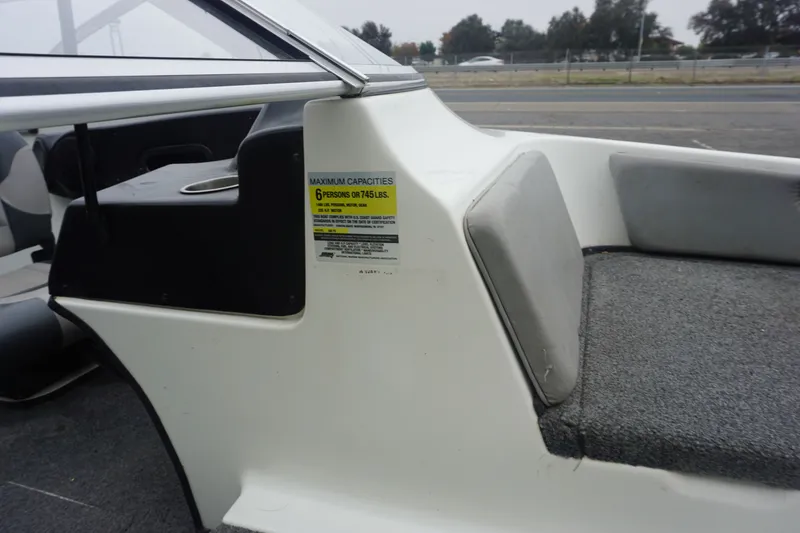 Slide: The Image of Stratos 200 FS 2005 - 11