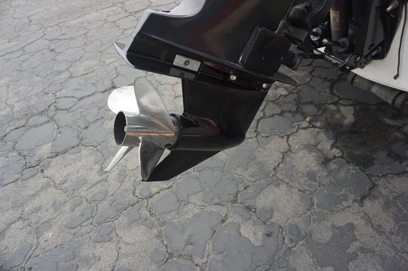 Slide: The Image of Stratos 200 FS 2005 - 12