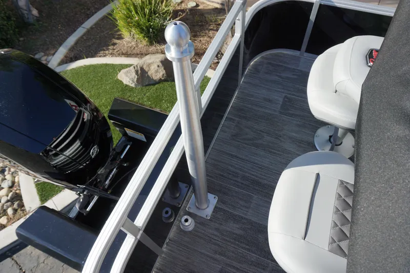 Slide: The Image of Ranger 223FC 2025 - 19