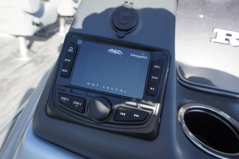 Slide: The Image of Ranger 223FC 2025 - 23