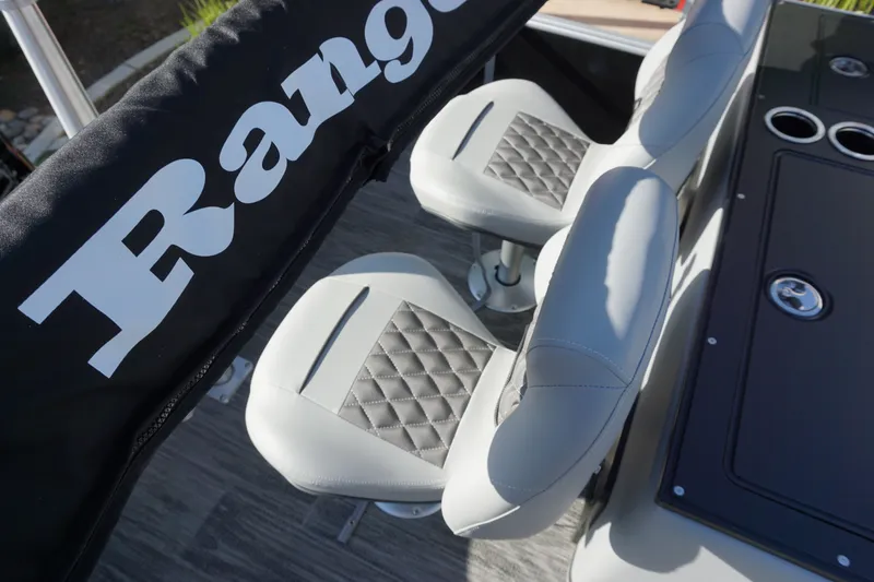 Slide: The Image of Ranger 223FC 2025 - 9