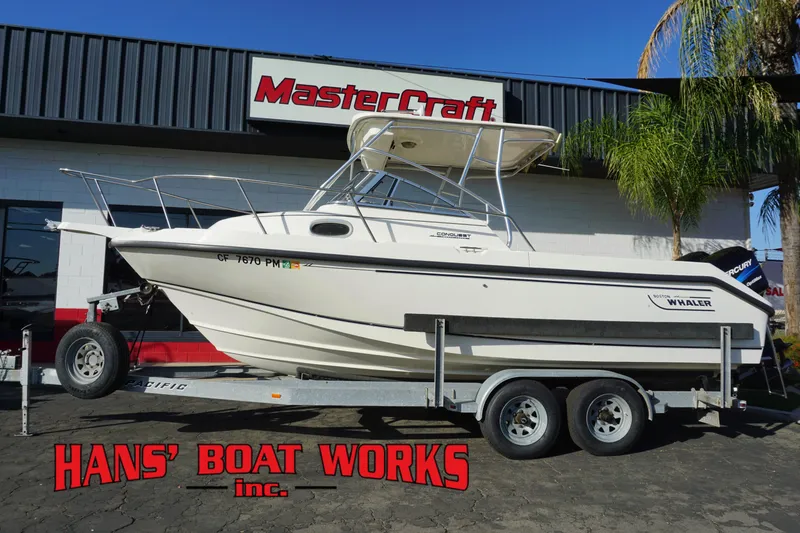 The Image of Boston Whaler 23 Conquest 2000 - 1