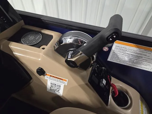 Slide: The Image of Barletta Cabrio 24UE 2026 - 16