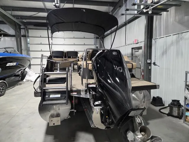 Slide: The Image of Barletta Cabrio 24UE 2026 - 3