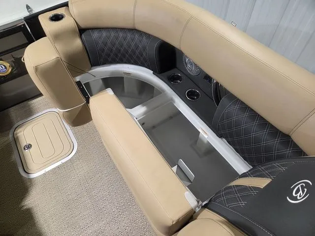 Slide: The Image of Interior of 2026 Barletta Lusso 25UE with luxurious seating. - 34