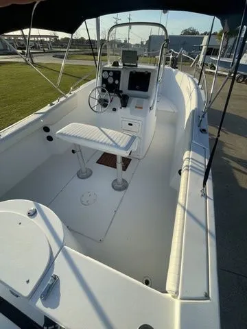 Slide: The Image of Seaswirl 2301 CC 2001 - 7