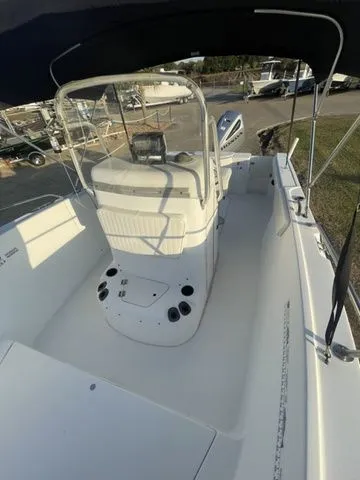 Slide: The Image of Seaswirl 2301 Center Console 2001 - 12