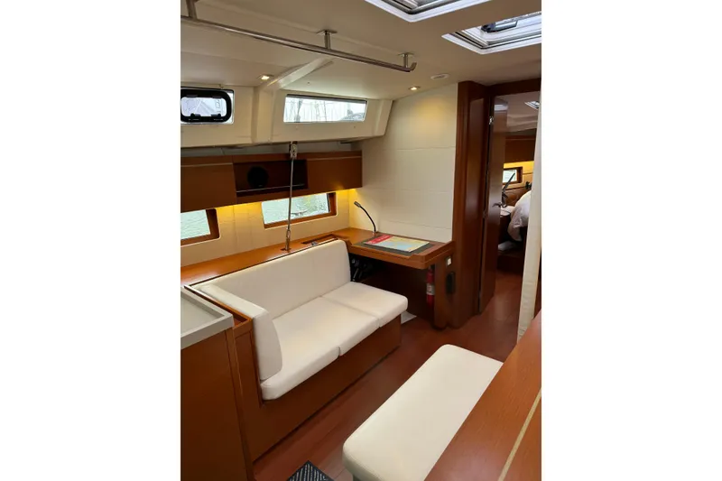 Slide: The Image of Beneteau Oceanis 46.1 2019 - 15