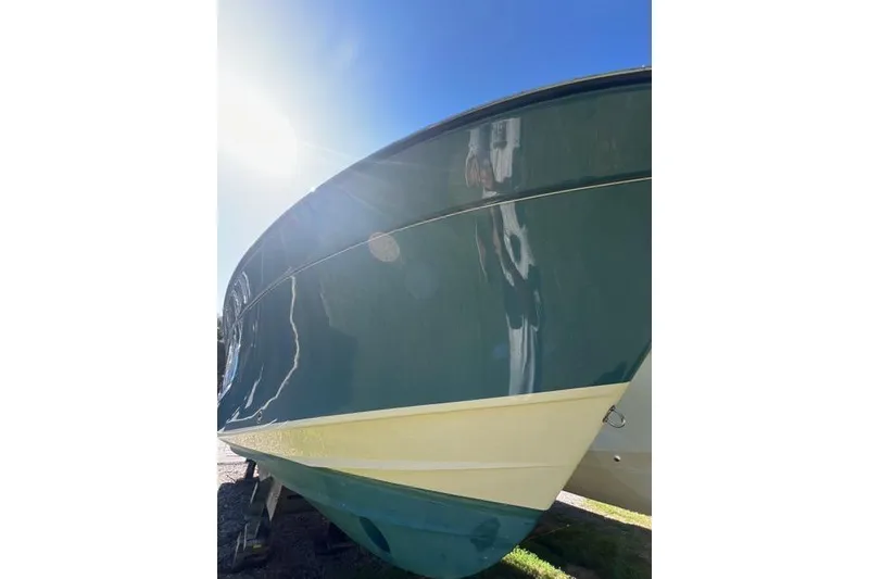 Slide: The Image of 2020 Grady-White Freedom 307 boat with dual 300 horsepower engines. - 11