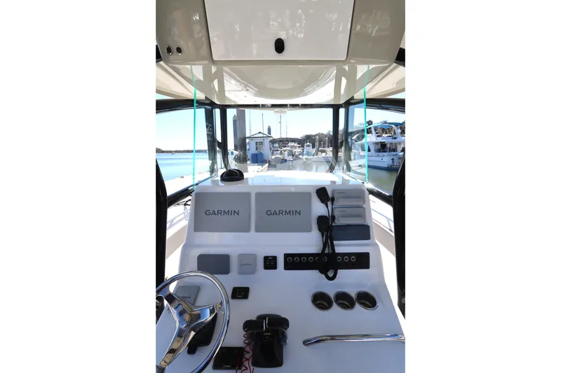 Slide: The Image of Cockpit view of 2021 Cape Horn 31 T boat with Garmin navigation system. - 20