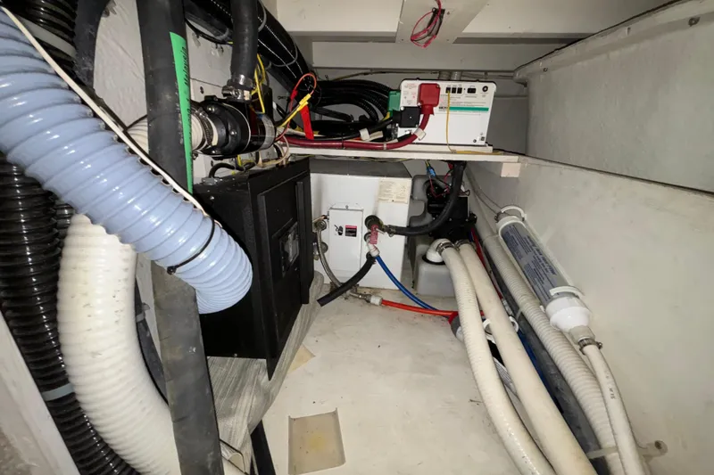 Slide: The Image of Helm of 2000 Bayliner 3788 Command Bridge Motoryacht with steering wheel and controls. - 17