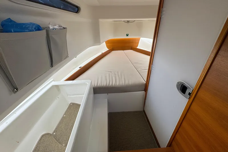 Slide: The Image of Nimbus T8 - Helm Station - 8