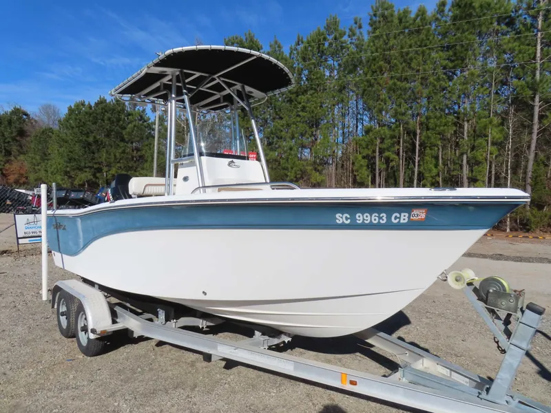 Slide: The Image of Sea Fox 206 Center Console 2009 - 10