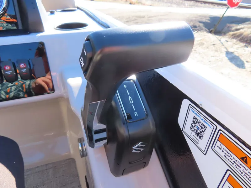 Slide: The Image of Premier Sunscape 220 RL (25 PTX) 2026 - 17