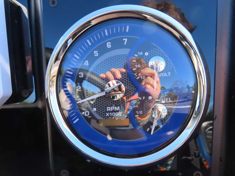 Slide: The Image of Premier Sunscape 220 RL (25 PTX) 2026 - 21