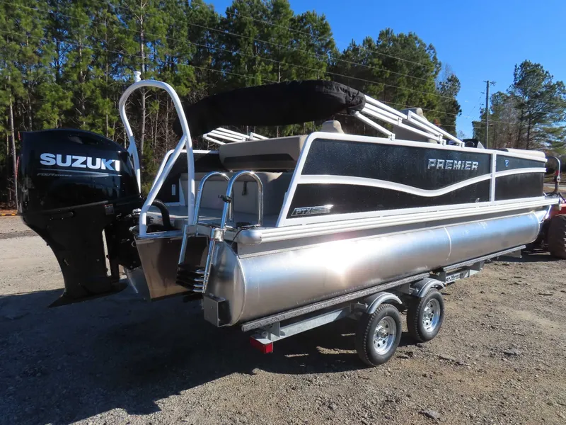 Slide: The Image of Premier Sunscape 220 RL (25 PTX) 2026 - 5