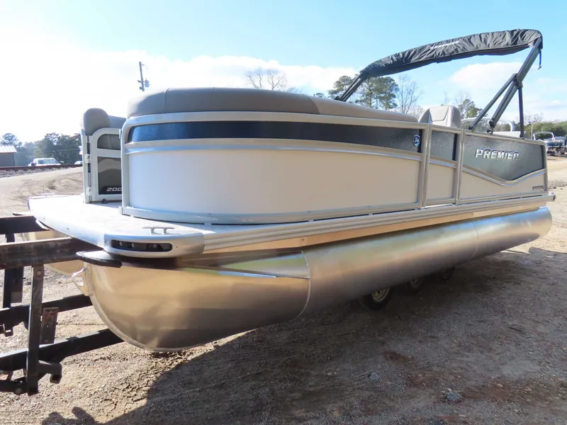 Slide: The Image of Premier Sunscape 200 RL (25 PTX) 2026 - 7