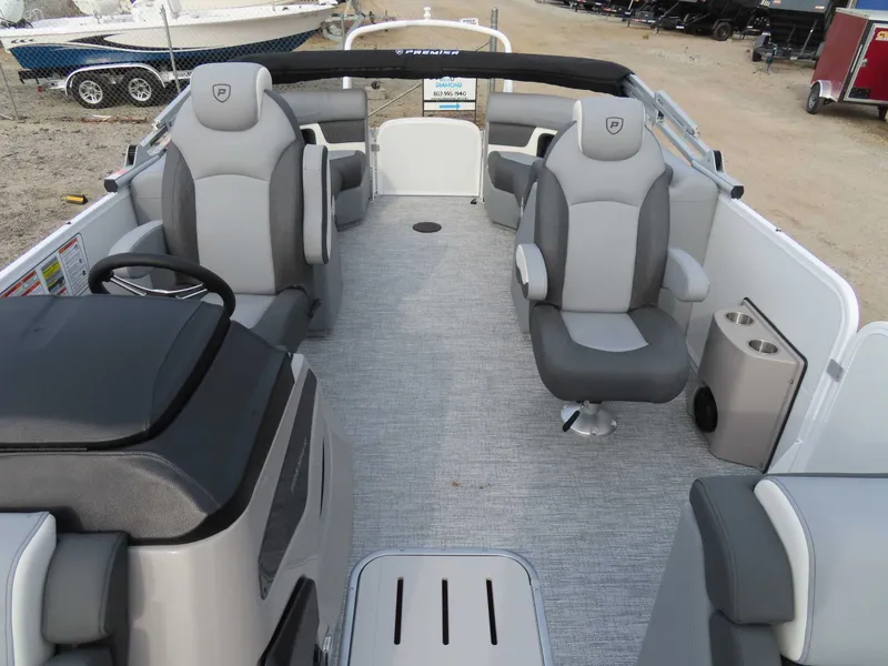 Slide: The Image of Premier Solaris 230 RF (28 PTX) 2026 - 12