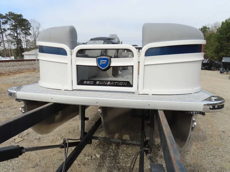 Slide: The Image of Premier Solaris 230 RF (28 PTX) 2026 - 8