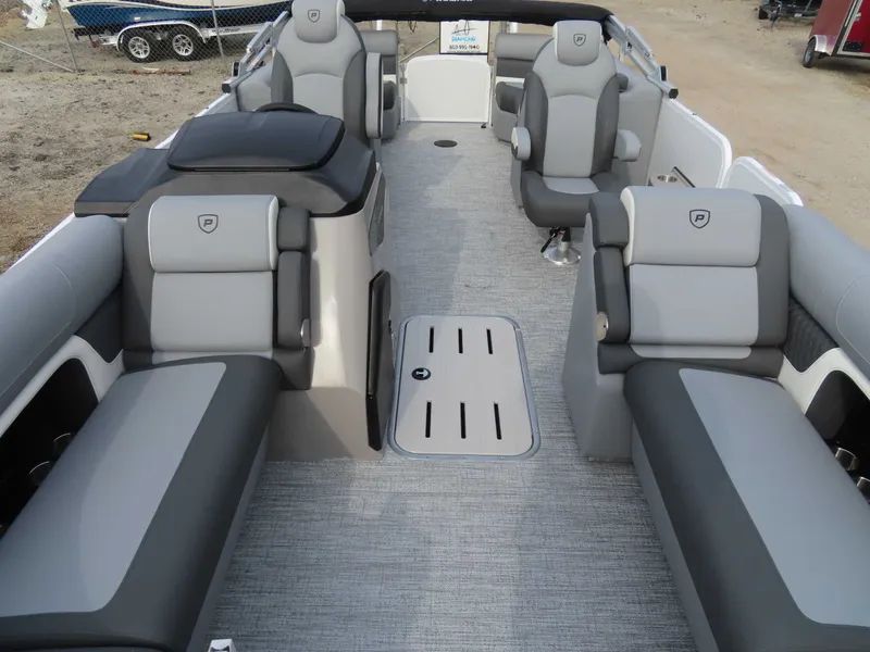 Slide: The Image of Premier Solaris 230 RF (28 PTX) 2026 - 9