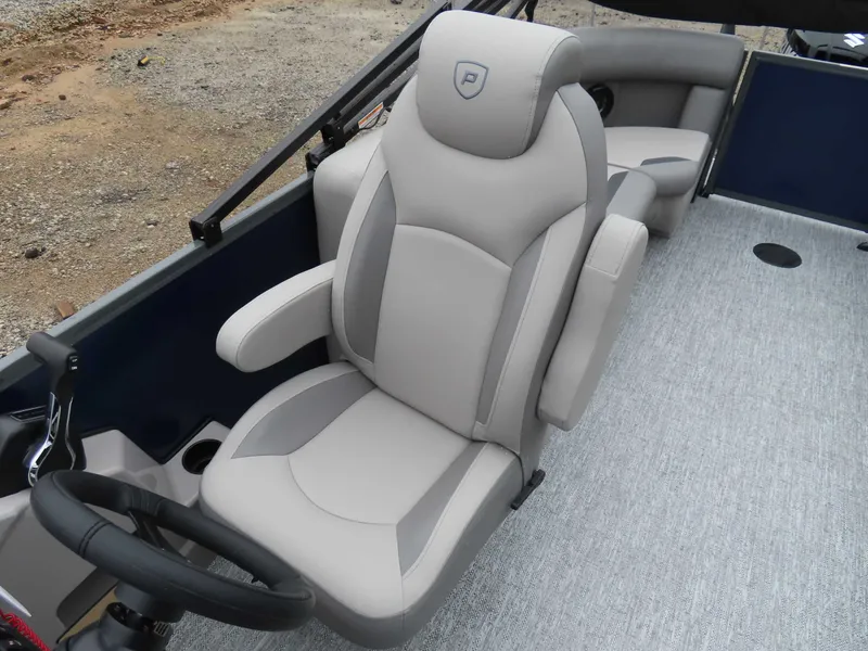 Slide: The Image of Premier Sunscape 220 RF (25 PTX) 2026 - 13