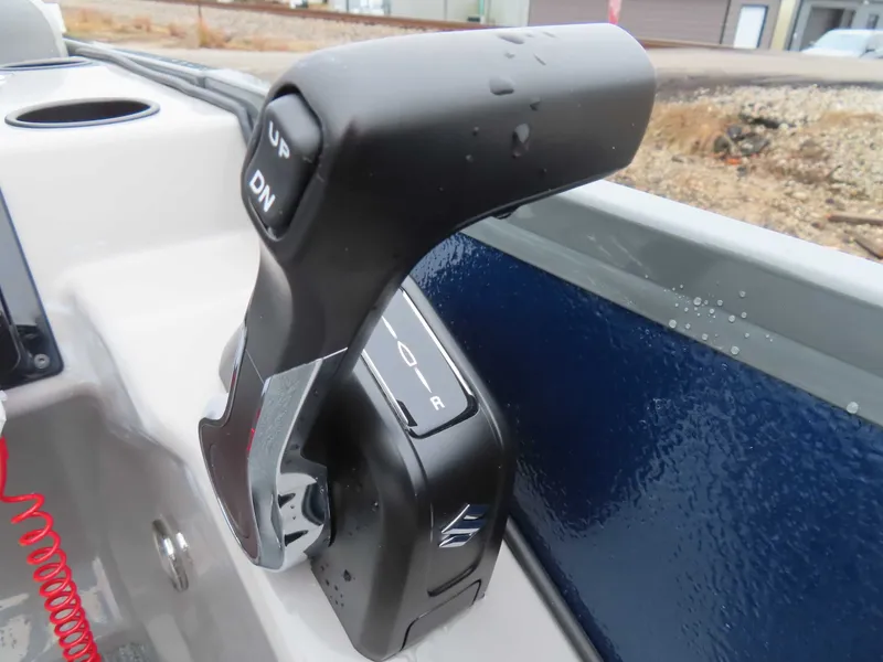 Slide: The Image of Premier Sunscape 220 RF (25 PTX) 2026 - 7