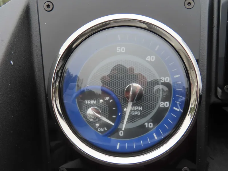 Slide: The Image of Premier Sunscape 220 RF (25 PTX) 2026 - 8