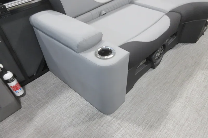 Slide: The Image of 2026 Tahoe Pontoon 23 LTZ Quad Lounge, sleek design, luxury seating, modern pontoon boat. - 60