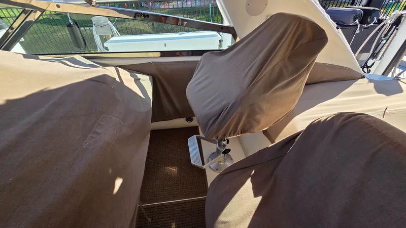 Slide: The Image of Sea Ray 450 Sundancer 1996 - 26