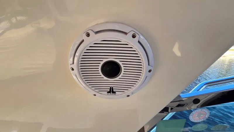 Slide: The Image of Sea Ray 450 Sundancer 1996 - 29