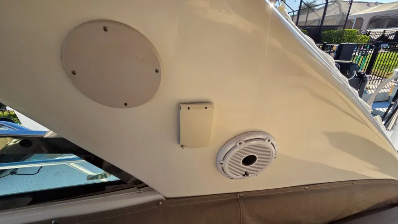 Slide: The Image of Sea Ray 450 Sundancer 1996 - 30